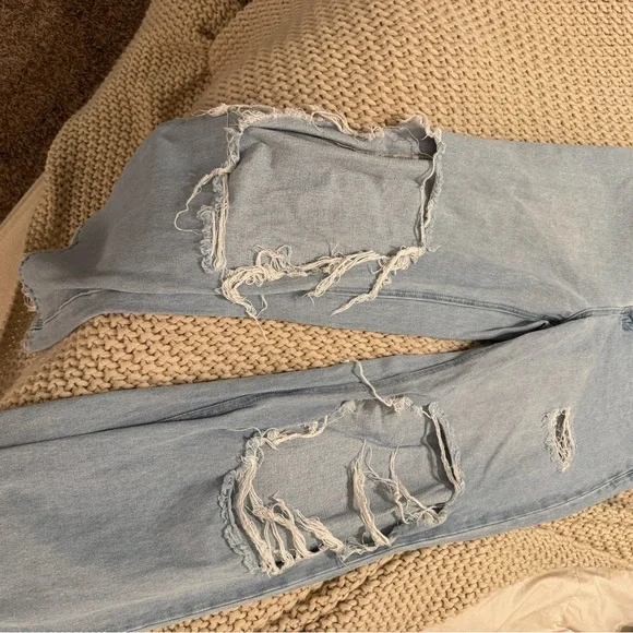 High-rise light wash, flare jeans - Picture 1 of 5